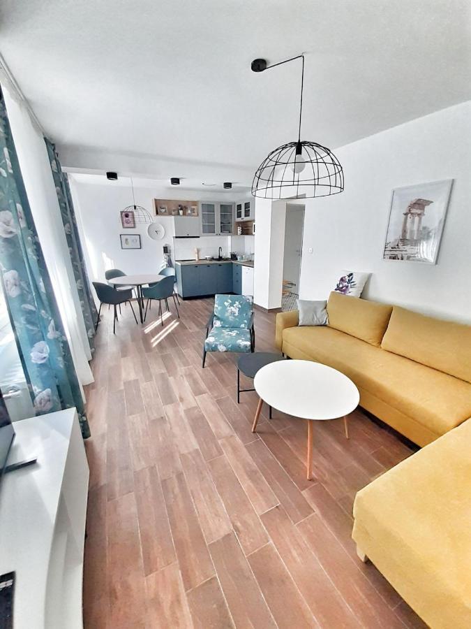 Home Apartment Luna Skopje Extérieur photo